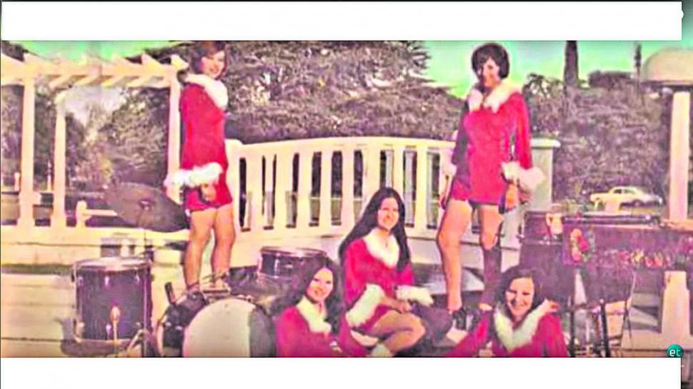 INOLVIDABLE. Las Minifaldas, el primer grupo de música tropical femenino de la provincia.