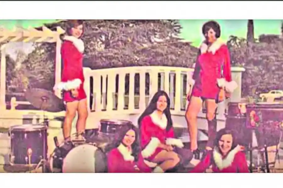 INOLVIDABLE. Las Minifaldas, el primer grupo de música tropical femenino de la provincia.