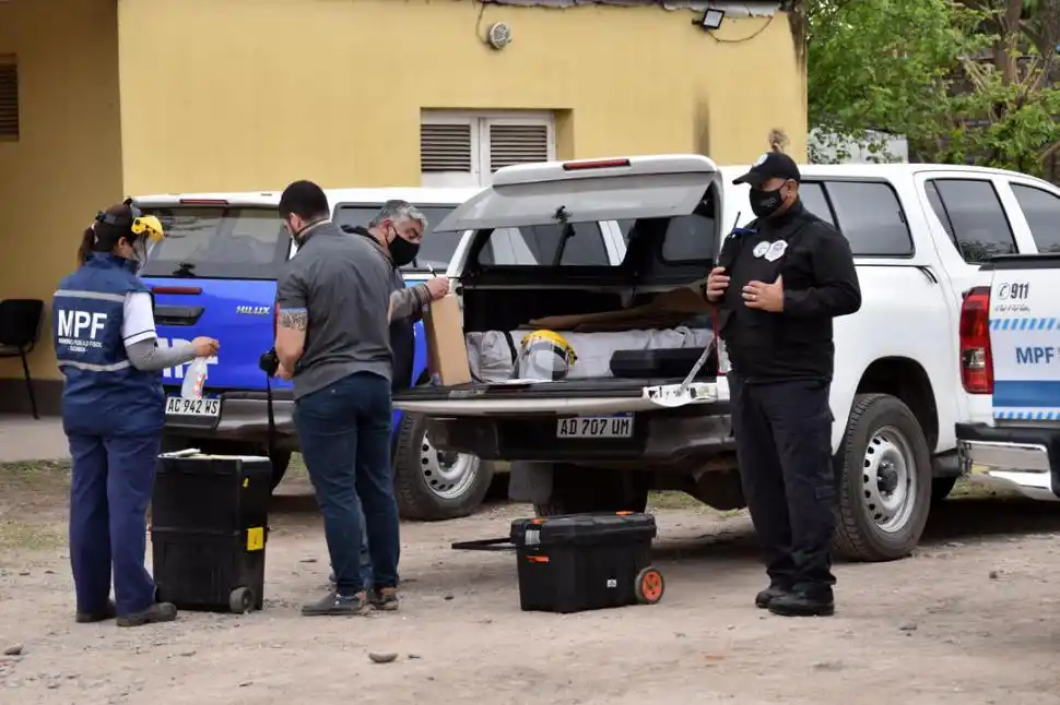 EQUIPOS. El ECIF desplegó sus herramientas en el hospital de Bella Vista.  