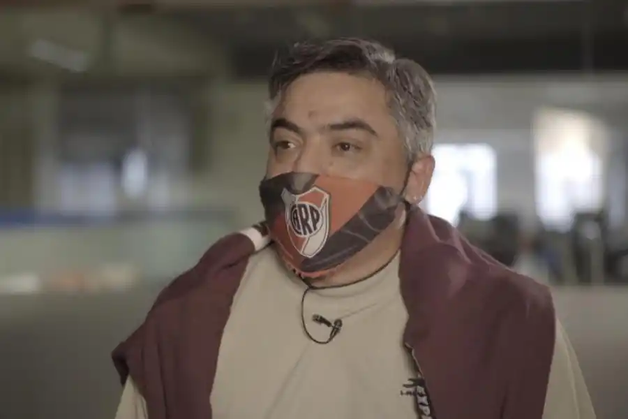 PERDÓN. Marcos Valdéz pide disculpas a los usuarios por el paro.