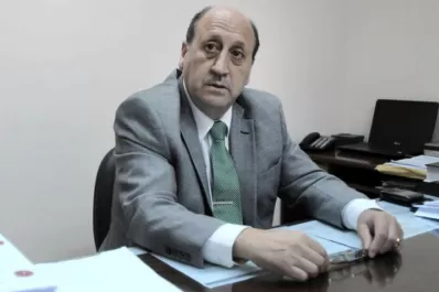 Navarro Dávila ataca a Claudia Sbdar por falta de prudencia, aplomo y equilibrio emocional