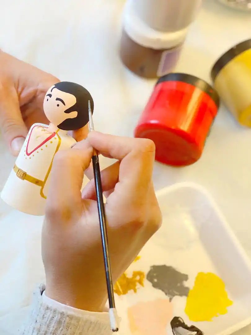 Emprendimientos creativos: ideas y fantasías se moldean a mano