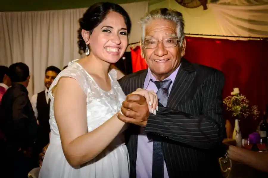 En primera persona: cómo es perder a un ser querido y no poder despedirse