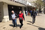 El lunes arrancó con seis muertes y 435 nuevos casos de covid-19 en Tucumán