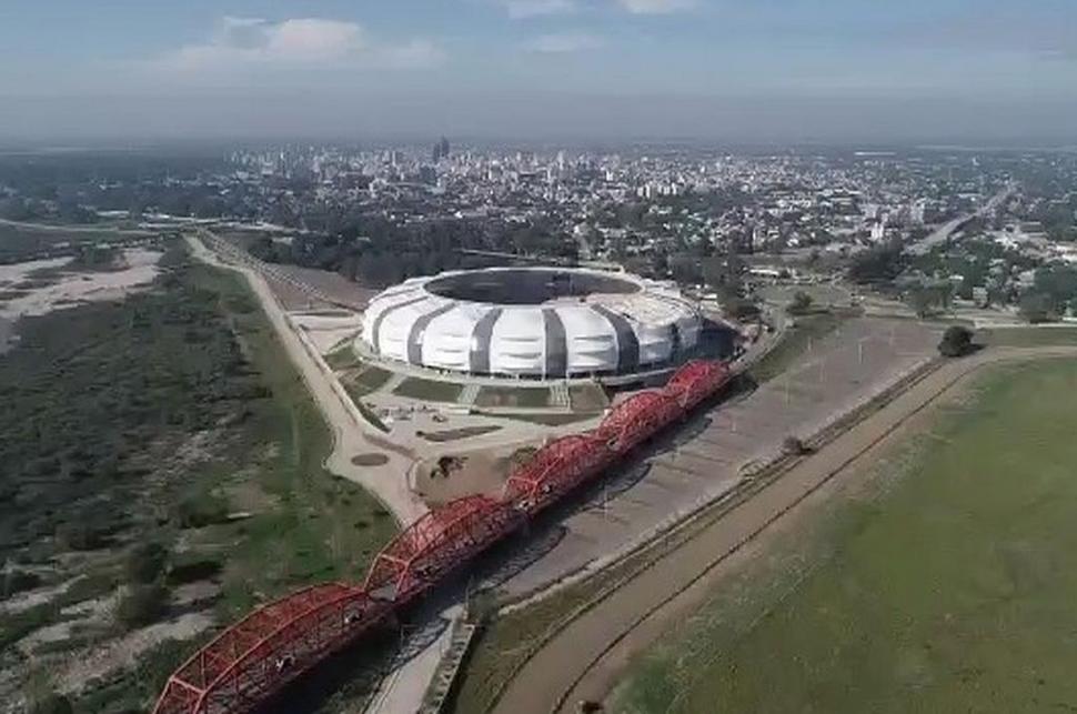 FARAÓNICO. Santiago invirtió más de 1.500 millones de pesos en su estadio.  