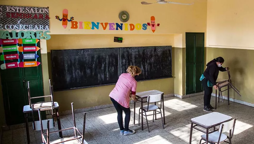 Covid-19: Italia reabrirá las escuelas pese al aumento de los casos 