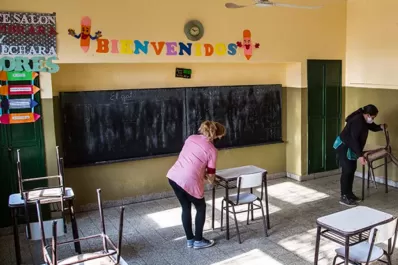 Covid-19: Italia reabrirá las escuelas pese al aumento de los casos
