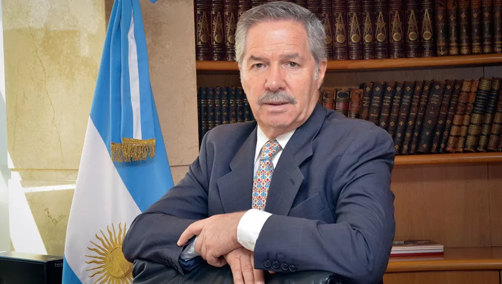 DEDICATORIA. Además de tener una frontera en común, tenemos intereses y vocación de hermandad, dijo el canciller de la Argentina, Felipe Solá, durante un acto por la independencia de Chile.