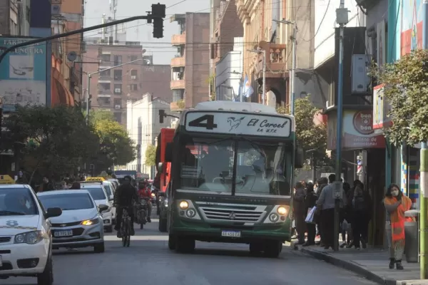 La Nación todavía no remite los subsidios para pagar a los choferes
