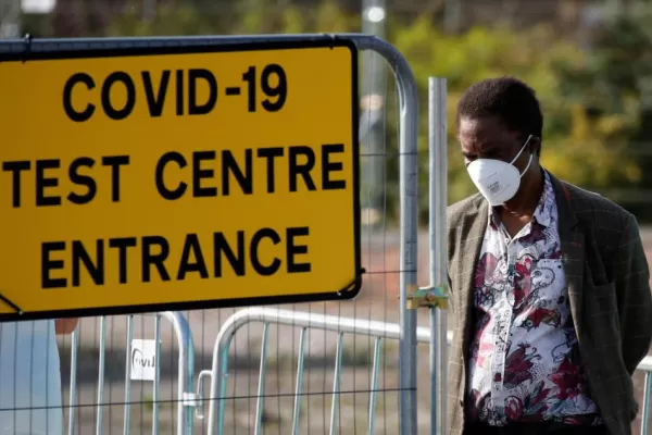Gran Bretaña levantará las restricciones, pese al crecimiento de casos de coronavirus