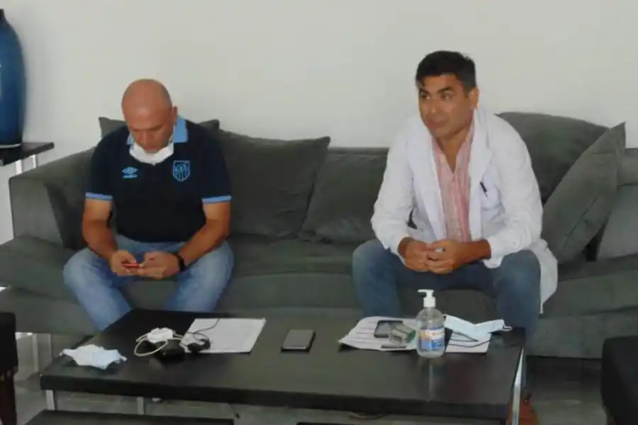 REFERENTE MÉDICO. El doctor Marcelo Montoya es el responsable de la salud del plantel en todo lo que tiene que ver con la prevención, detección y el tratamiento de covid-19.