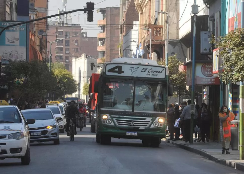 SERVICIO. En Tucumán ya hubo 44 días de paro en lo que va del año. la gaceta / foto de antonio ferroni 