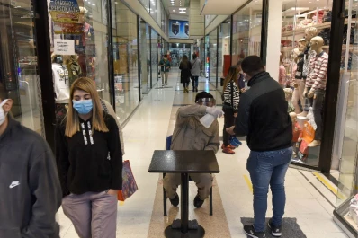 Jueves 24 y lunes 28: cómo trabajará el comercio en Tucumán