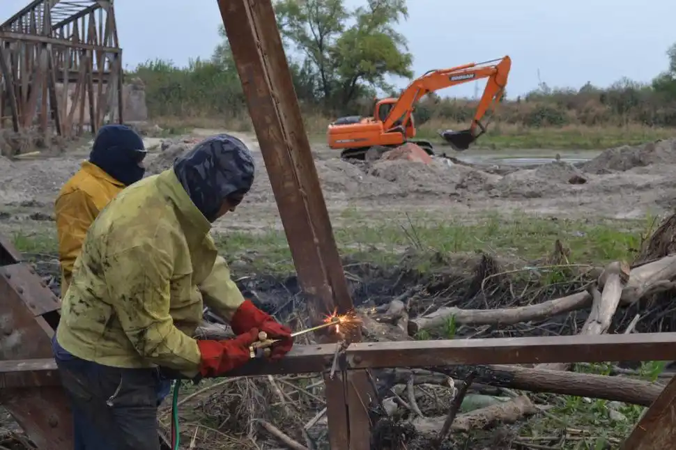 DESARMANDO LA ESTRUCTURA. La tarea demorará 40 días.  