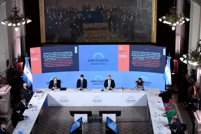 Guzmán dijo que las medidas cambiarias son de transición y con el objetivo de no perder reservas