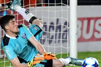 Tomás Marchiori, arquero mendocino, a un paso de ser el primer refuerzo Decano