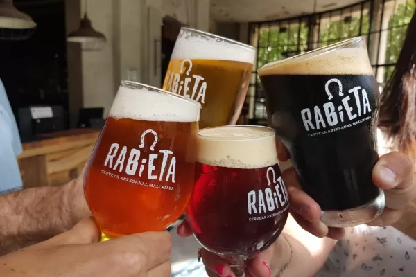 Parten los primeros containers de cerveza artesanal argentina rumbo a China