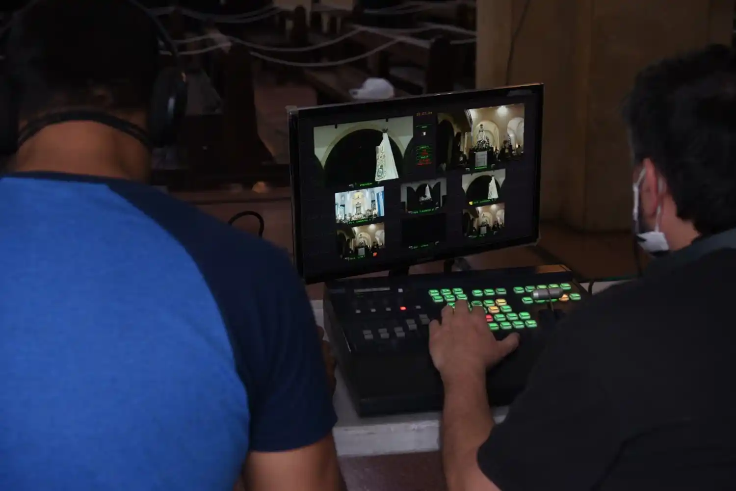 Con la basílica casi vacía y sin procesión se conmemoró la Batalla y el día de La Merced