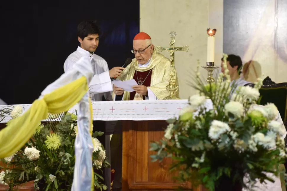 2019. Monseñor Luis Villalba durante la misa del 24, el año pasado. la gaceta 7 foto de  Inés Quinteros Orio