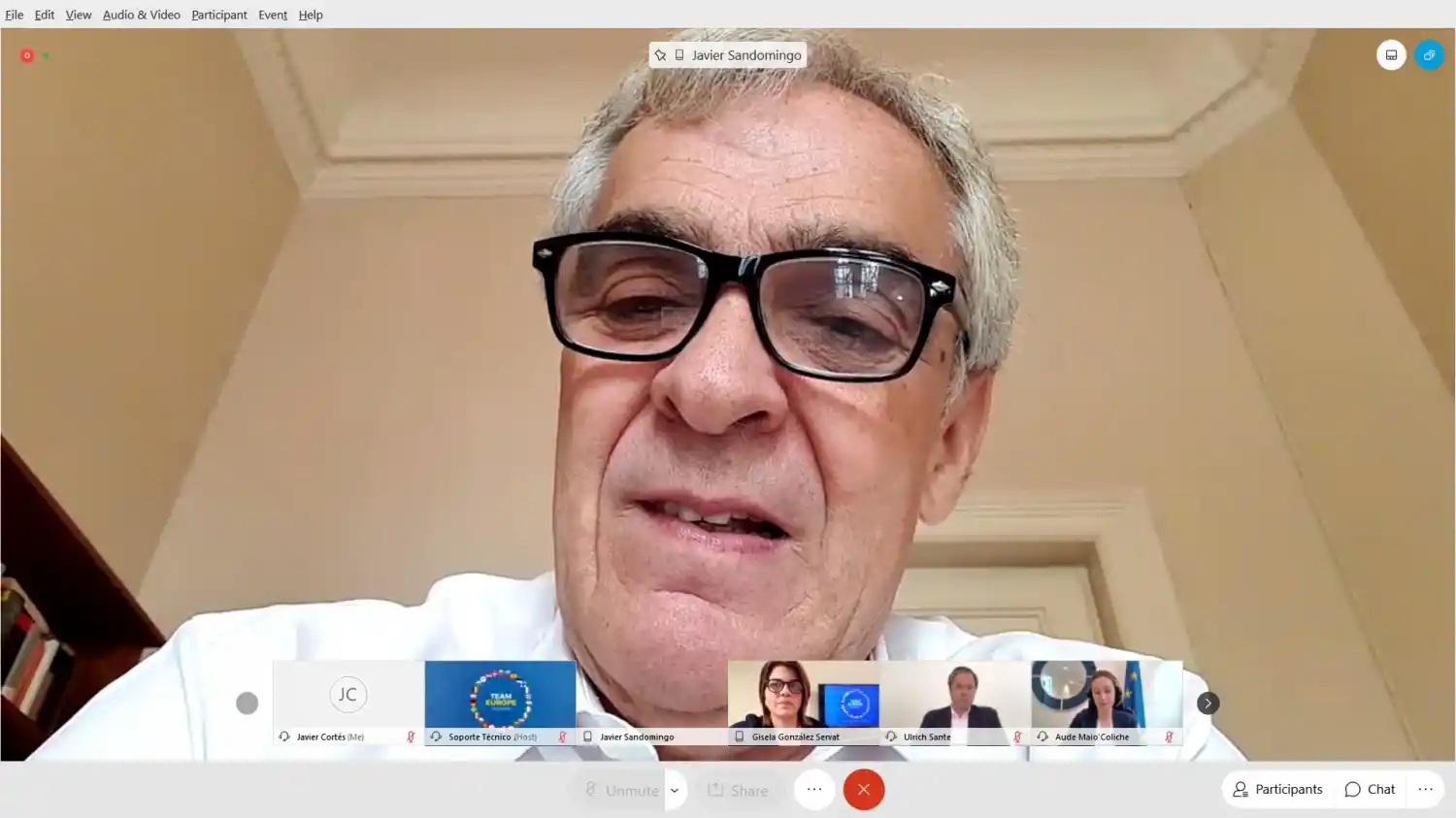 EMBAJADOR DE ESPAÑA. Javier Sandomingo durante su alocución. 