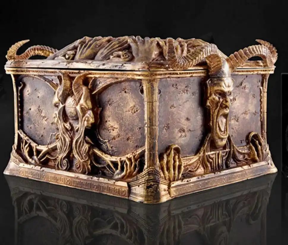 GUARDADO EN LOS ARCONES GRIEGOS. La esperaza, guardada en la caja de Pandora, sigue haciendo soportables los males para la humanidad. 