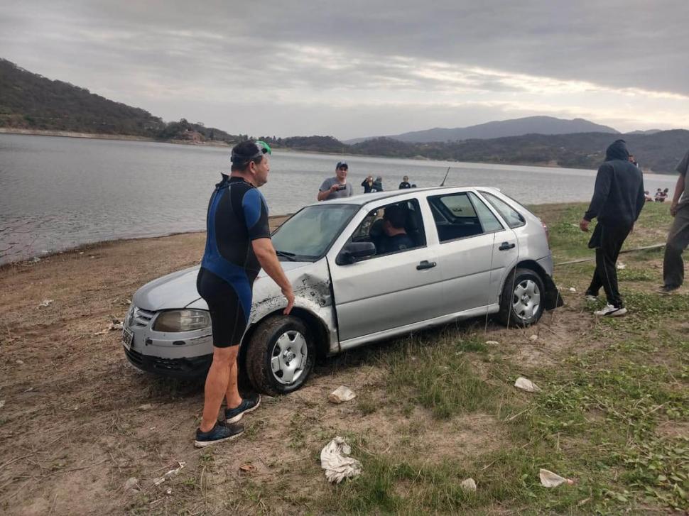 RESCATADO. A pesar de los daños sufridos, el vehículo tendría arreglo.