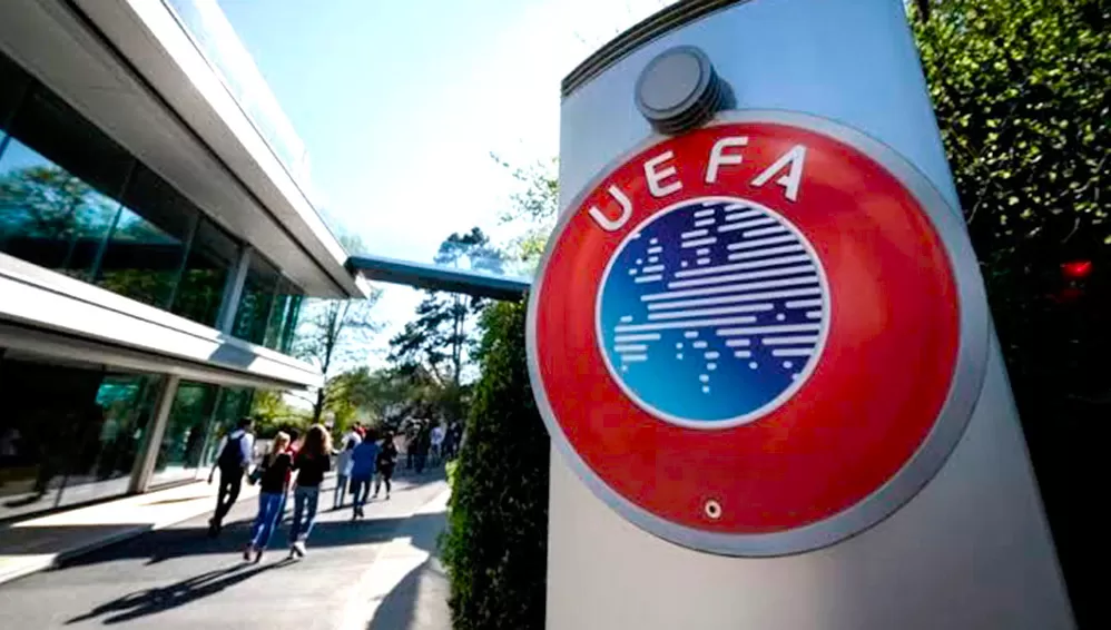 EN FALTA. La UEFA reestructuró las multas contraídas por los ocho clubes que incumplieron el acuerdo.  
