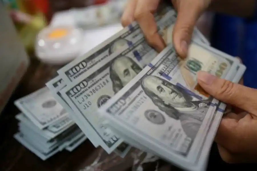 Pequeños ahorristas: qué dólar te conviene comprar y cómo debés hacerlo