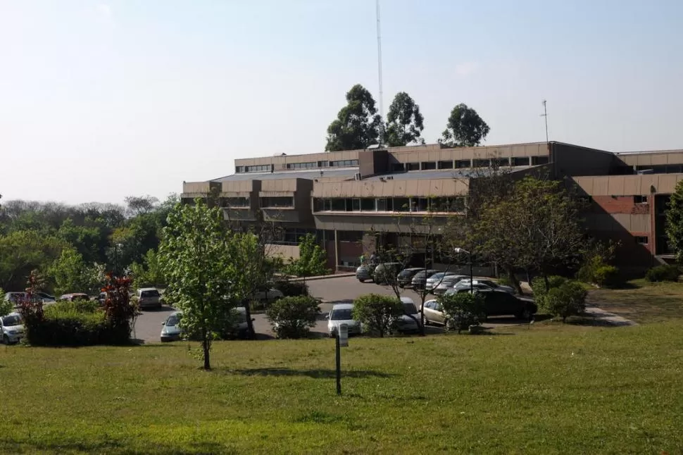 SIN DISTINCIÓN. En la Escuela de Agricultura y Sacarotecnia se respeta la diversidad sexual en plena convivencia.  