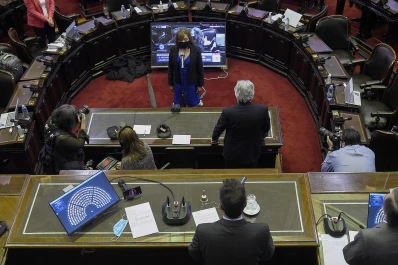 Alcira Figueroa juró como diputada y las mujeres son mayoría en el bloque del Frente de Todos