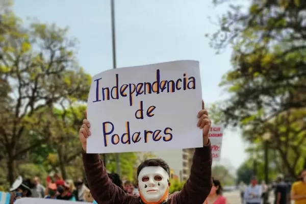 Descontento y petitorio ante el Palacio de Justicia