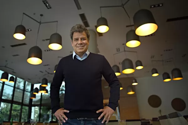 Manes afirmó que Argentina está presa de dos minorías que no nos dejan pensar el futuro