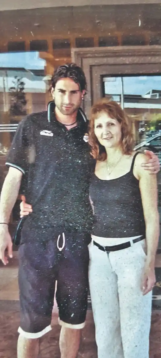 Anticipando el Día de la Madre: dos colores, un único sentimiento