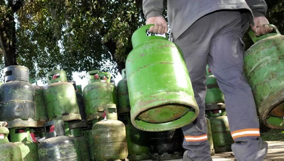COMPLICADAS. Empresas de gas licuado se declararon al límite de agotar el cupo anual de butano.
