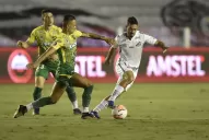 Defensa, afuera de la Libertadores en tiempo cumplido