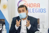 Los dólares se van por nuestros pasos fronterizos, alertó el gobernador de Misiones