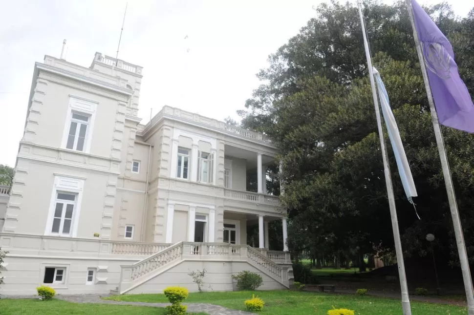 Paz social y respeto a las instituciones pidieron las autoridades de la Universidad San Pablo-T