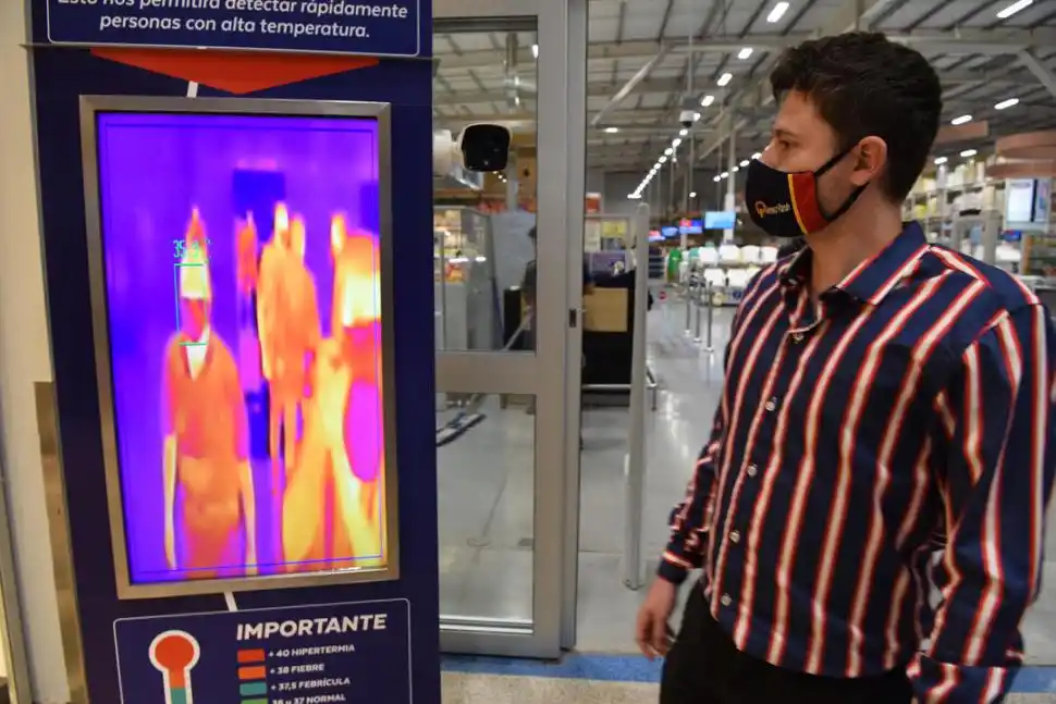 CÁMARA. Rafael Gómez Pardo dijo que incorporarán más tecnología.  la gaceta / Foto de José Nuno