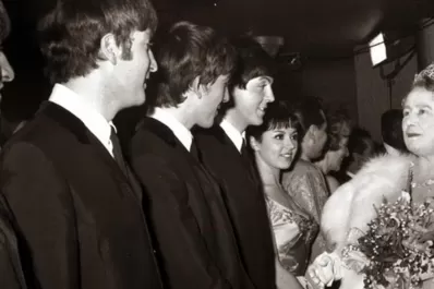 Los Beatles: hace 55 años la reina Isabel los condecoró