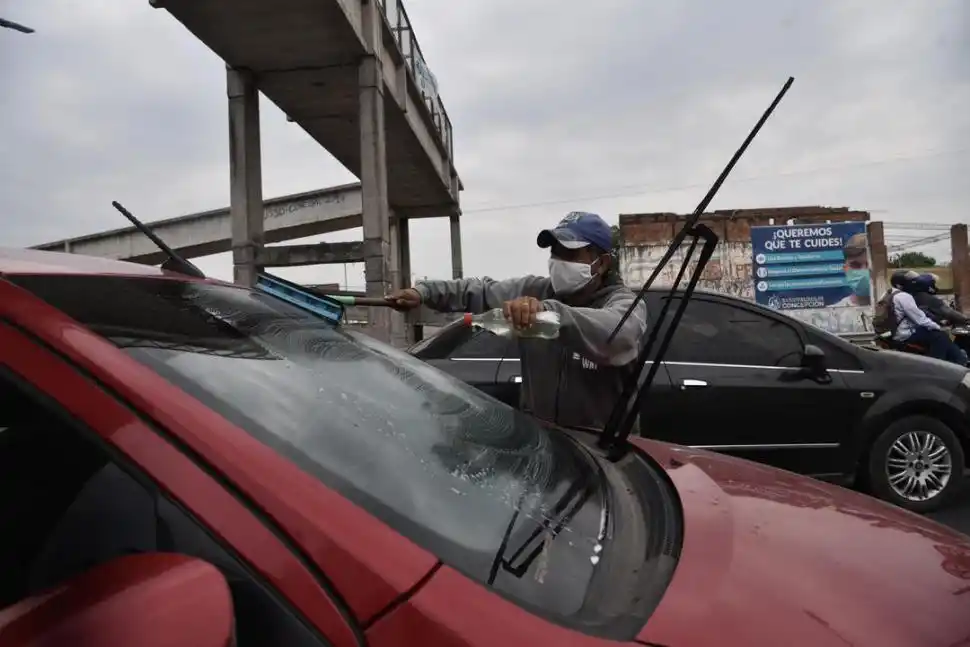 EN POCO TIEMPO. La tarea debe insumir no más de cuatro minutos.