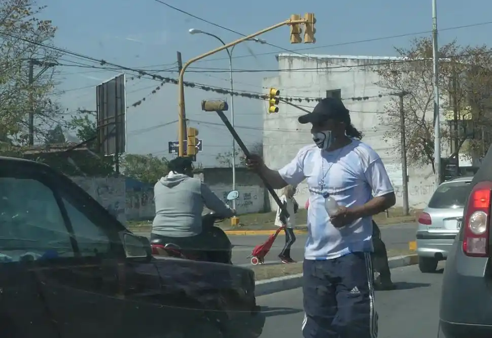 ÉXITO O FRACASO. No siempre se logra convencer a un cliente.