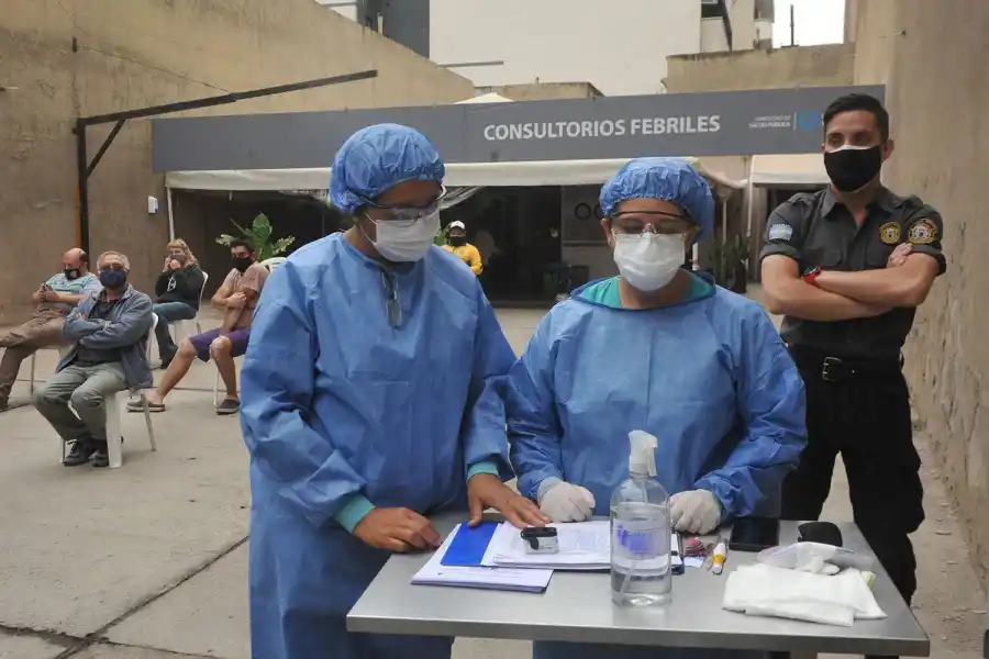 El riesgo del contagio por aire: los expertos advierten sobre actividades cotidianas