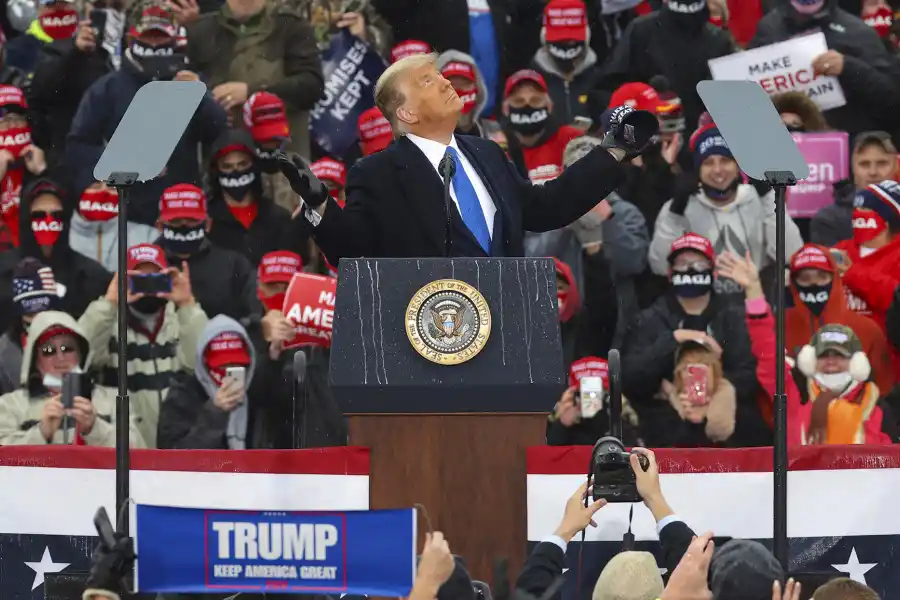 A SIETE DÍAS DE LA ELECCIÓN PRESIDENCIAL. EEUU: Biden apunta a los Estados republicanos; Trump, a los pendulares en el final de campaña