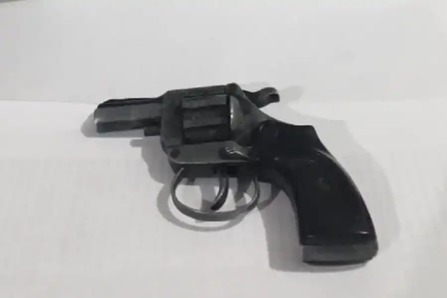 EL ARMA SECUESTRADA. Foto: ministerio de Seguridad