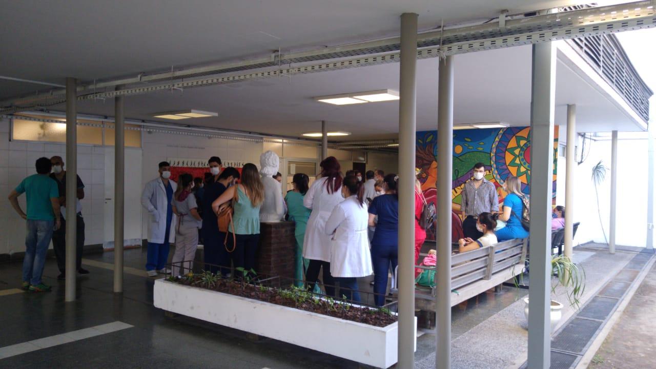 CENTRO DE SALUD. Médicos residentes se reunieron para exponer la situación que atraviesan. Foto: LG WhatsApp
