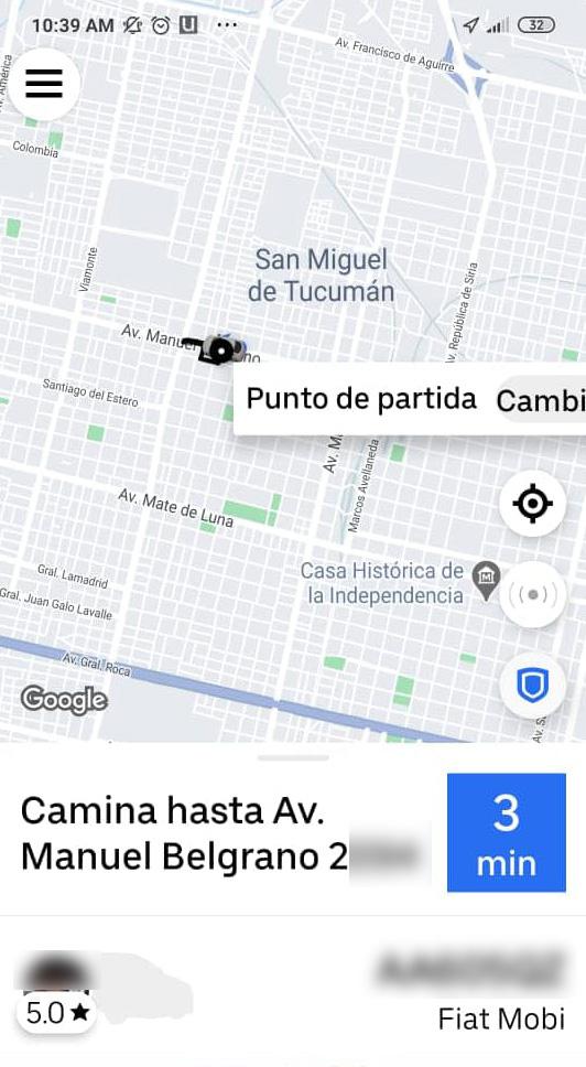 EN PLENO TRSLADO. En Facebook circula una imagen que probaría le traslado mediante Uber en la Capital.