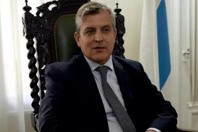 Leiva recusa a Sbdar y a Posse en el per saltum de Pedicone