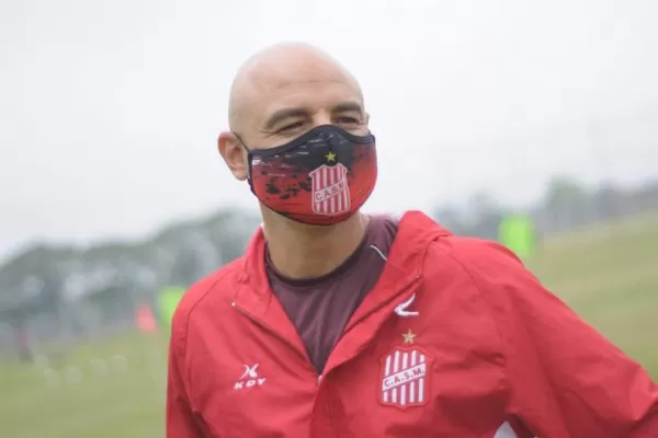 Orsi estuvo en la cancha, pero no será el nuevo DT