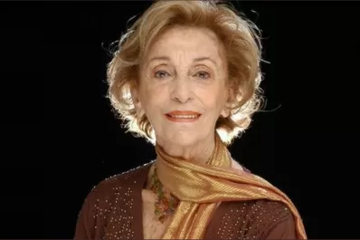 Poco después de superar el coronavirus, la actriz Hilda Bernard celebra sus 100 años