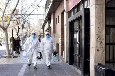 Pese al récord de contagios, San Juan se niega a volver a la Fase 1 del ASPO